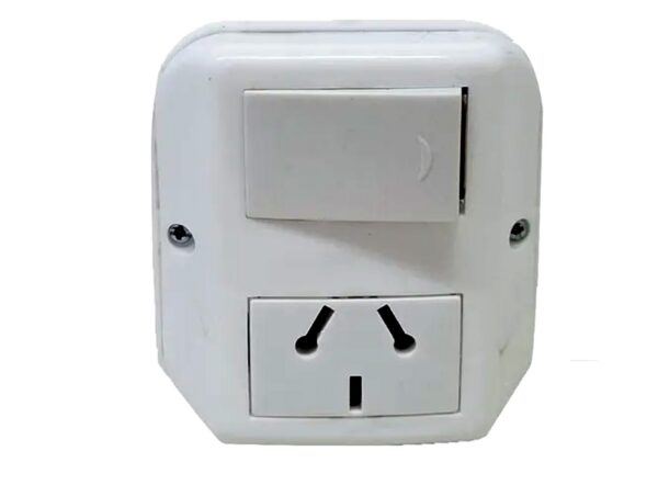 Linea de superficie punto y toma Ciocca [UM 10u | 60u]
